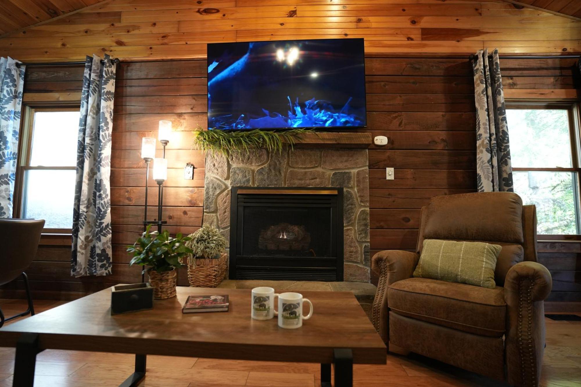 Love Shack Sevierville Bagian luar foto