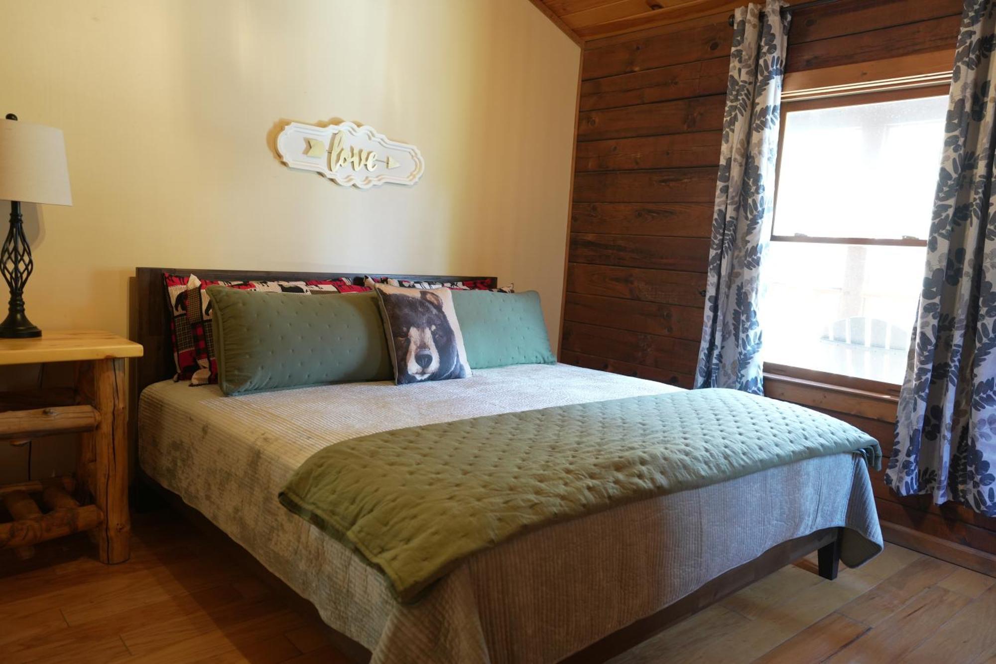 Love Shack Sevierville Bagian luar foto